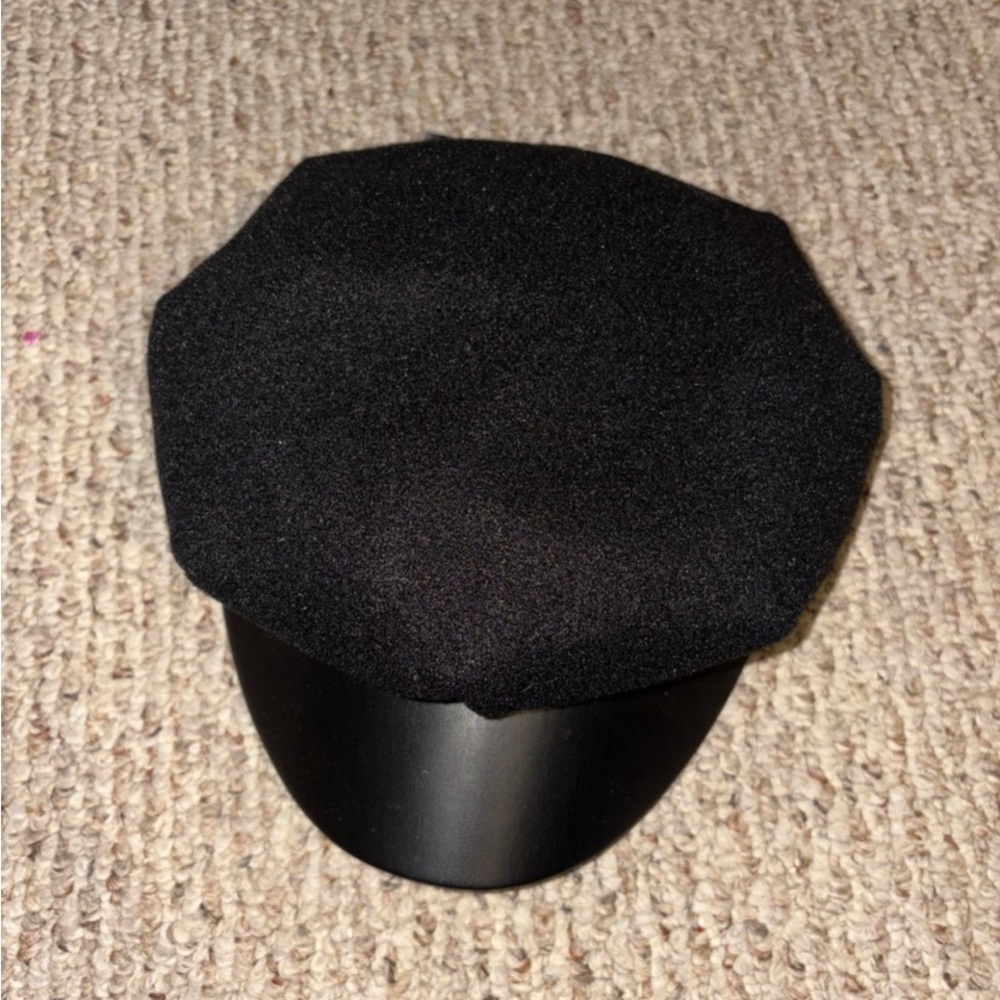Black Beret Hat